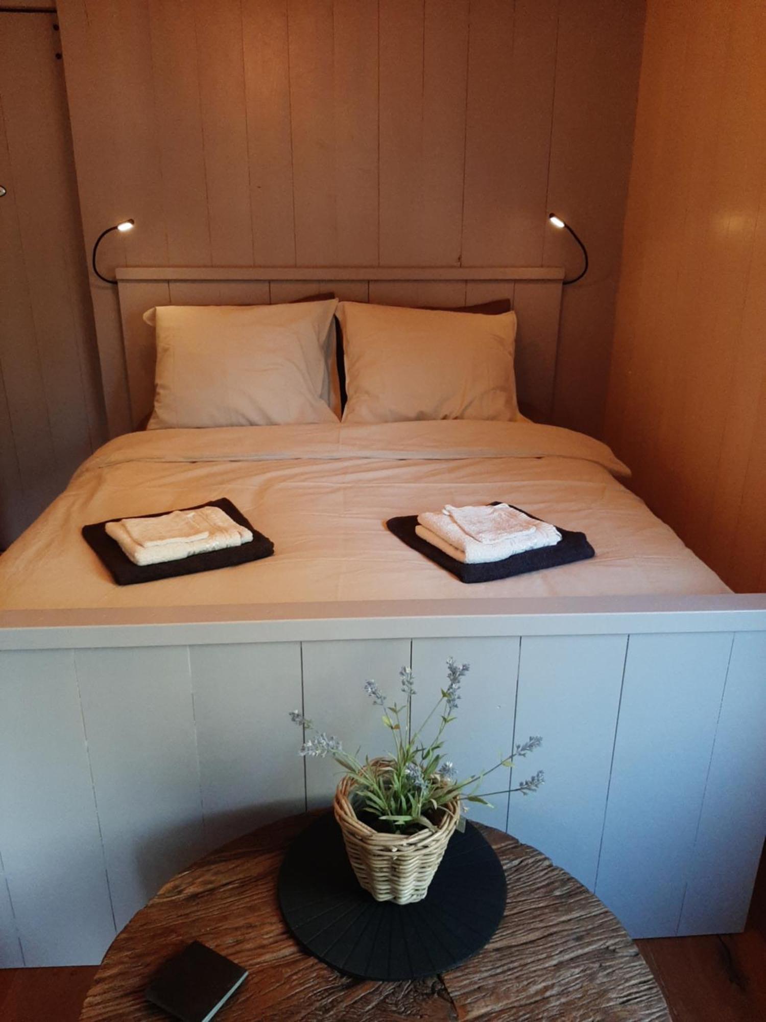 Bed en Breakfast Gees Exterior foto